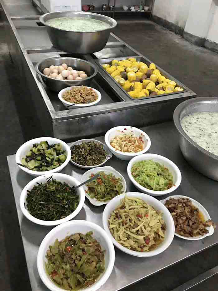 導(dǎo)電膠按鍵生產(chǎn)廠家早餐