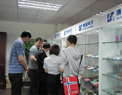 華為公司來我司參觀洽談業(yè)務